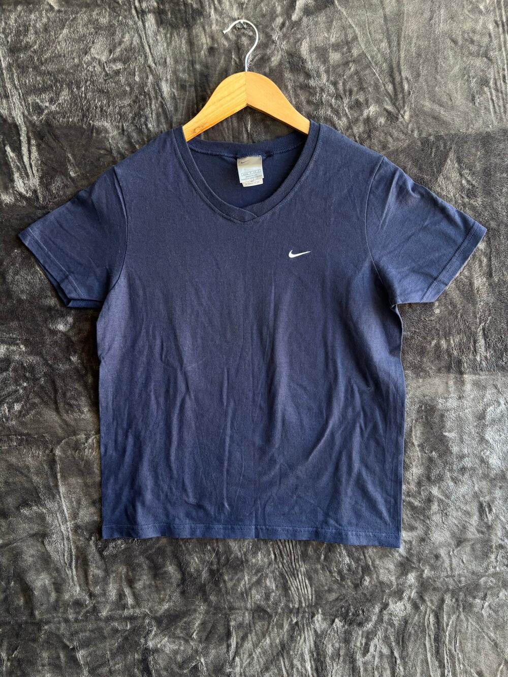 Vintage Nike V-neck tee